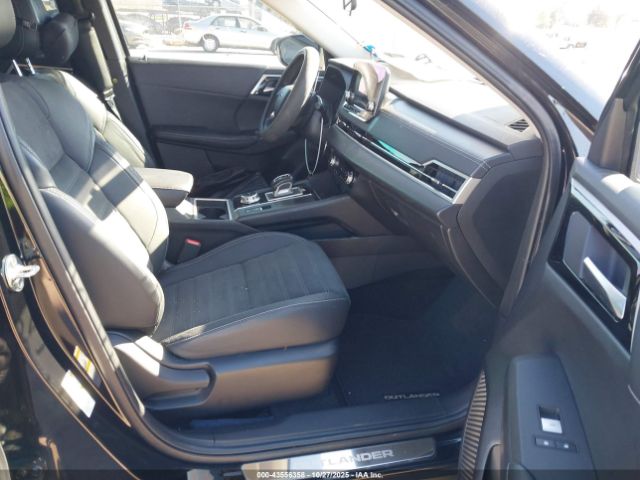 2022 MITSUBISHI OUTLANDER JA4J4UA85NZ084169 Photo 4