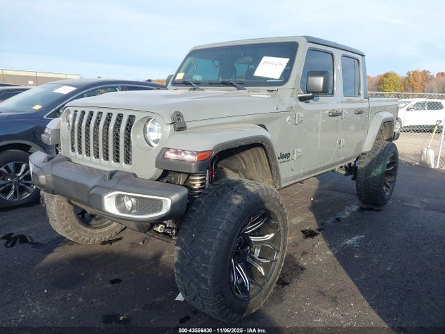43556430 :رقم المزاد ، 1C6HJTAG1ML536240 vin ، 2021 Jeep Gladiator Sport S 4x4 مزاد بيع
