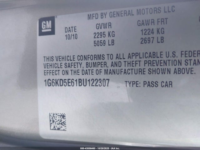 2011 CADILLAC DTS 1G6KD5E61BU122307 Photo 8