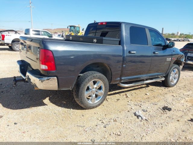 2016 RAM 1500 1C6RR6LM0GS201529 Photo 3