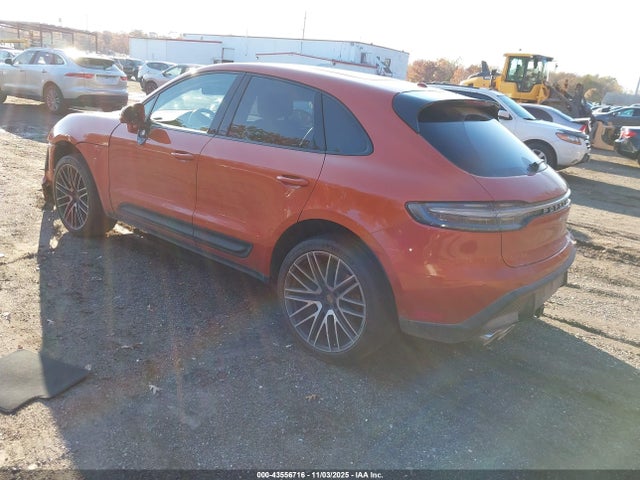 2024 PORSCHE MACAN WP1AA2A52RLB12848 Photo 2