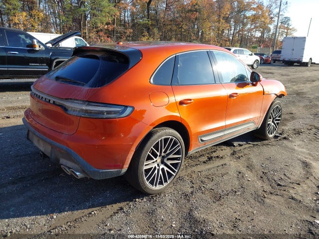 2024 PORSCHE MACAN WP1AA2A52RLB12848 Photo 3