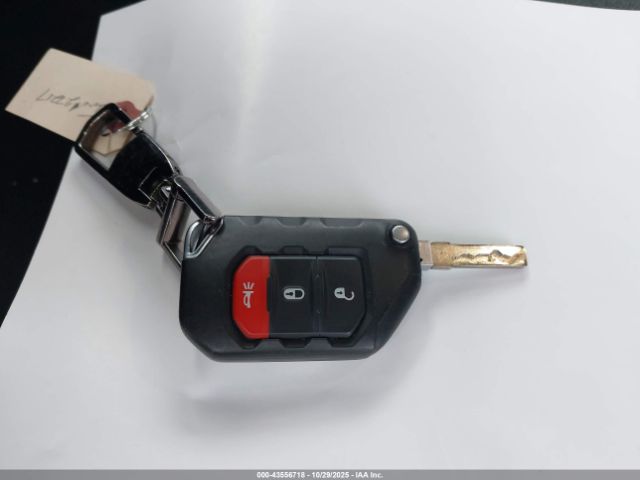 2025 JEEP GLADIATOR 1C6PJTAG9SL502572 Photo 10