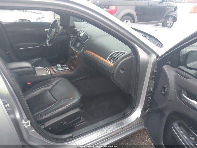 2017 CHRYSLER 300 2C3CCAPG8HH657413 Photo 4