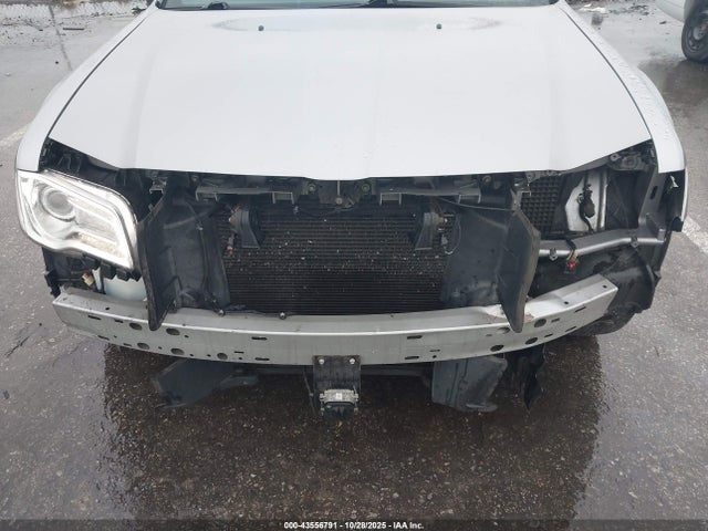 2017 CHRYSLER 300 2C3CCAPG8HH657413 Photo 5