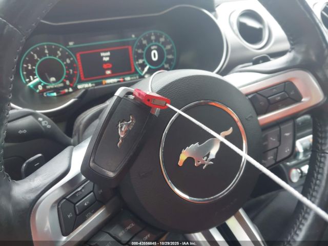 2018 FORD MUSTANG 1FATP8UH6J5136375 Photo 10