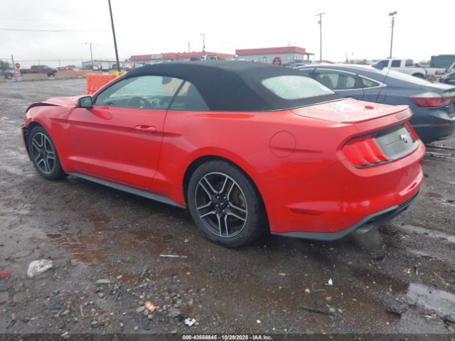 2018 FORD MUSTANG 1FATP8UH6J5136375 Photo 2