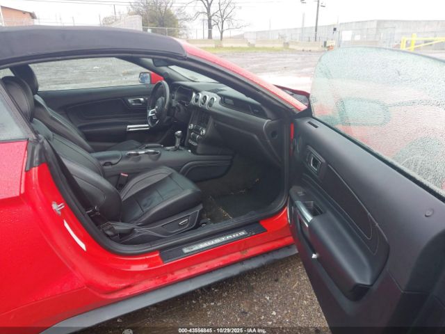 2018 FORD MUSTANG 1FATP8UH6J5136375 Photo 4