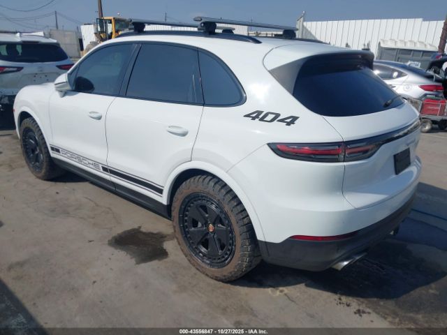 2019 PORSCHE CAYENNE WP1AB2AY7KDA64299 Photo 2