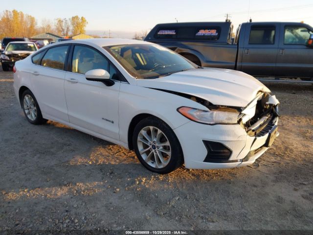 2019 FORD FUSION HYBRID 3FA6P0LU5KR240111