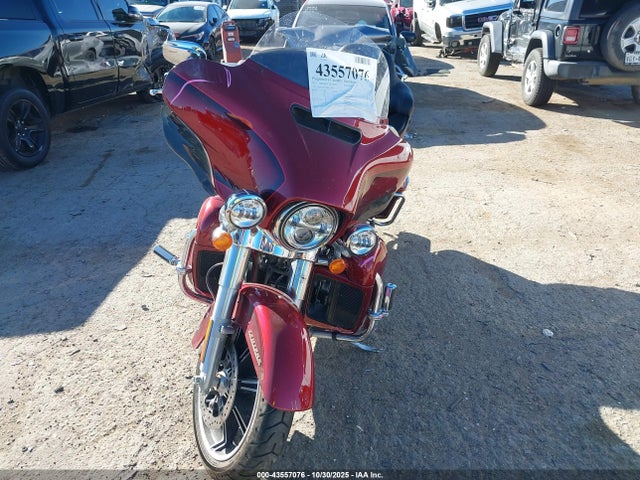 2023 HARLEY-DAVIDSON FLHTKANV 1HD1AGF16PB633349 Photo 4