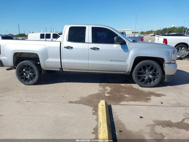 Продажа на аукционе авто 2017 Chevrolet Silverado 1500 Custom, vin: 1GCRCPEC2HZ283129, номер лота: 43557250