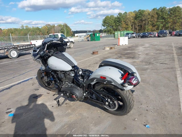 2025 HARLEY-DAVIDSON FXLRST 1HD1YXA11SB034841 Photo 2