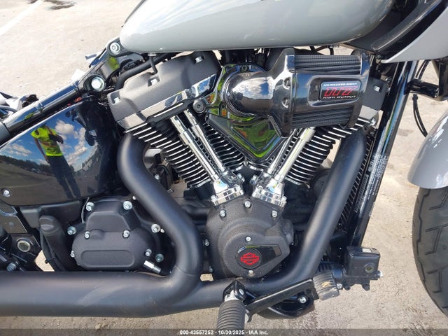 2025 HARLEY-DAVIDSON FXLRST 1HD1YXA11SB034841 Photo 7