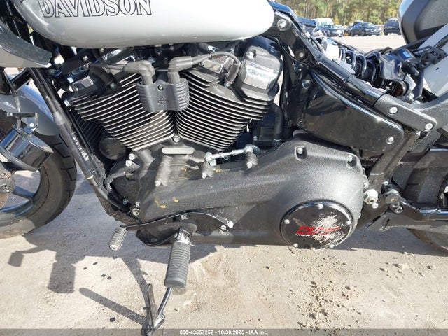 2025 HARLEY-DAVIDSON FXLRST 1HD1YXA11SB034841 Photo 8