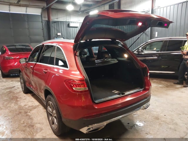 2019 MERCEDES-BENZ GLC 300 WDC0G4KBXKV127159 Photo 2