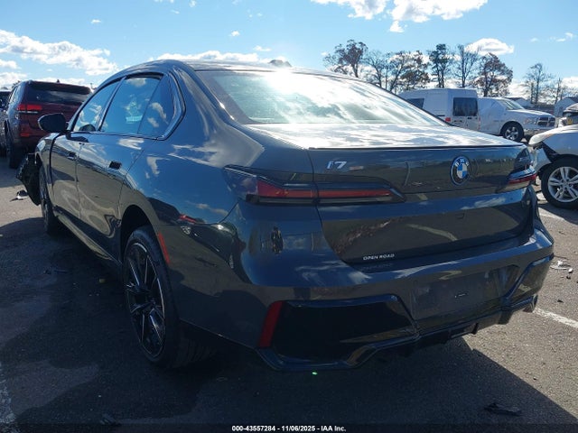 2023 BMW I7 WBY53EJ08PCN65712 Photo 2