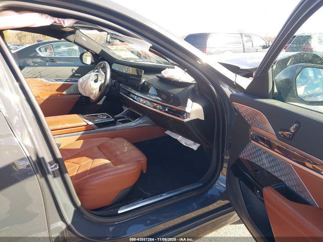 2023 BMW I7 WBY53EJ08PCN65712 Photo 4