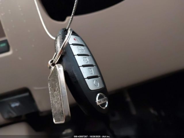 2018 NISSAN ROGUE KNMAT2MTXJP563805 Photo 10