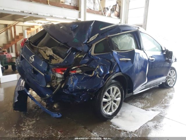 2018 NISSAN ROGUE KNMAT2MTXJP563805 Photo 3