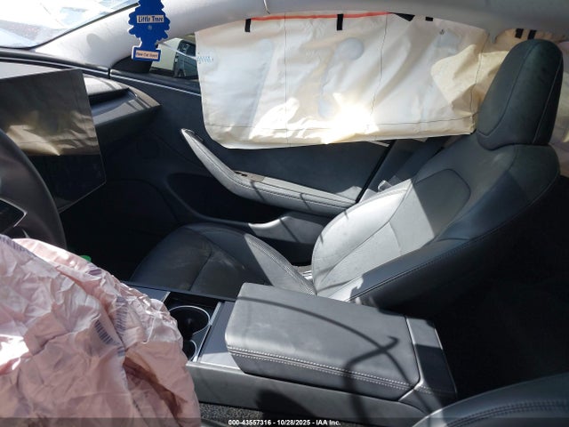 2024 TESLA MODEL 3 5YJ3E1EB9RF730809 Photo 4