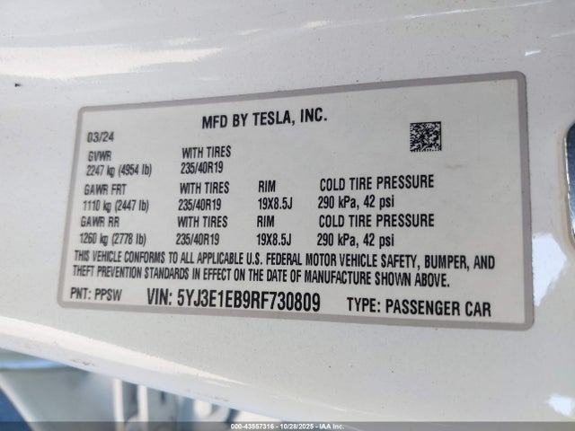 2024 TESLA MODEL 3 5YJ3E1EB9RF730809 Photo 8