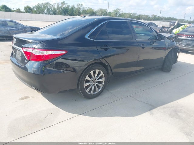 Toyota CAMRY XLE 2015 4T1BF1FKXFU973146 Image 4