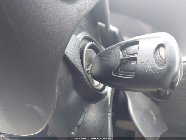 2005 CHRYSLER TOWN & COUNTRY 2C4GP44R65R401642 Photo 10