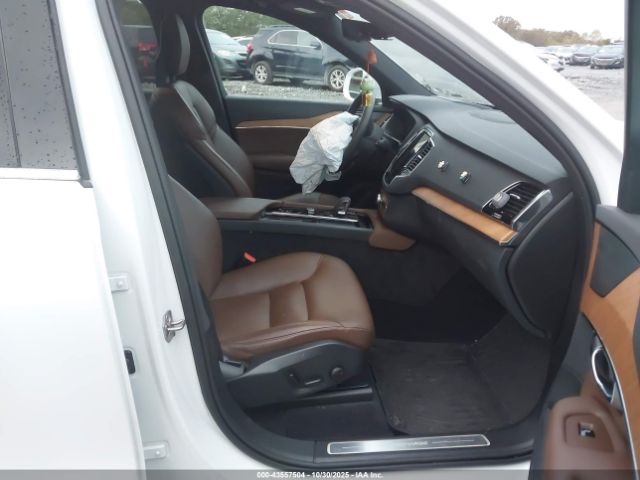 2022 VOLVO XC90 RECHARGE PLUG-IN HYBRID YV4BR0CZ1N1790674 Photo 4