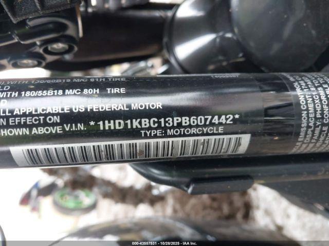 2023 HARLEY-DAVIDSON FLHX 1HD1KBC13PB607442 Photo 9