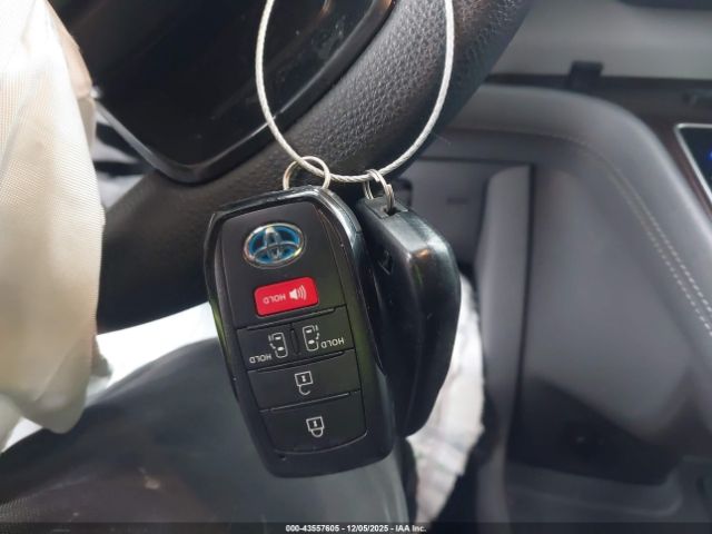 2024 TOYOTA SIENNA 5TDKRKEC3RS181487 Photo 10