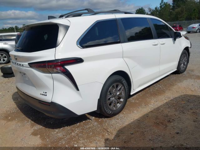 2024 TOYOTA SIENNA 5TDKRKEC3RS181487 Photo 3