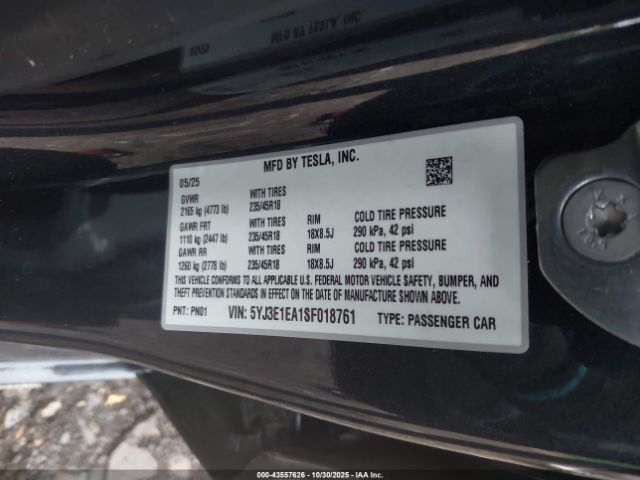 2025 TESLA MODEL 3 5YJ3E1EA1SF018761 Photo 8