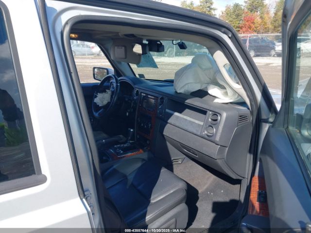 2010 JEEP COMMANDER 1J4RG5GT8AC109381 Photo 4