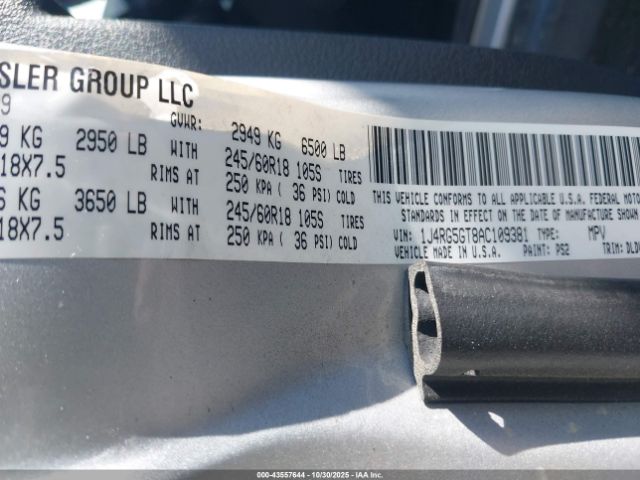 2010 JEEP COMMANDER 1J4RG5GT8AC109381 Photo 8