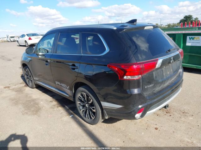 2018 MITSUBISHI OUTLANDER PHEV JA4J24A52JZ058974 Photo 2