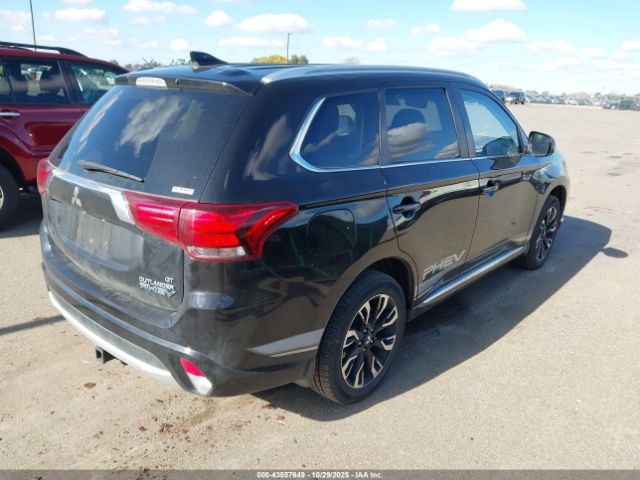2018 MITSUBISHI OUTLANDER PHEV JA4J24A52JZ058974 Photo 3