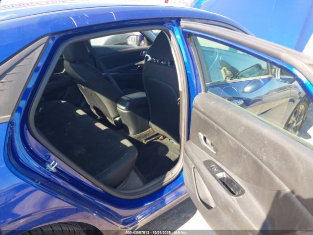 2022 HYUNDAI ELANTRA 5NPLM4AG5NH066574 Photo 7