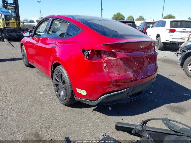 2023 TESLA MODEL Y 7SAYGDEF2PF700068 Photo 2