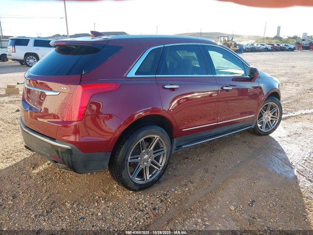 2017 CADILLAC XT5 1GYKNCRS7HZ142492 Photo 3