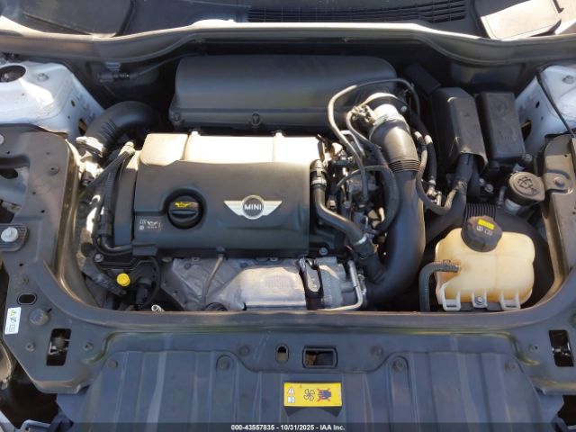 2016 MINI COUNTRYMAN WMWZC3C52GWP53590 Photo 9