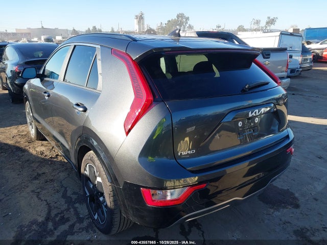 KNDCR3L19R5108741 KIA Niro