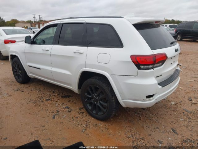 2019 JEEP GRAND CHEROKEE 1C4RJFAG7KC568394 Photo 2