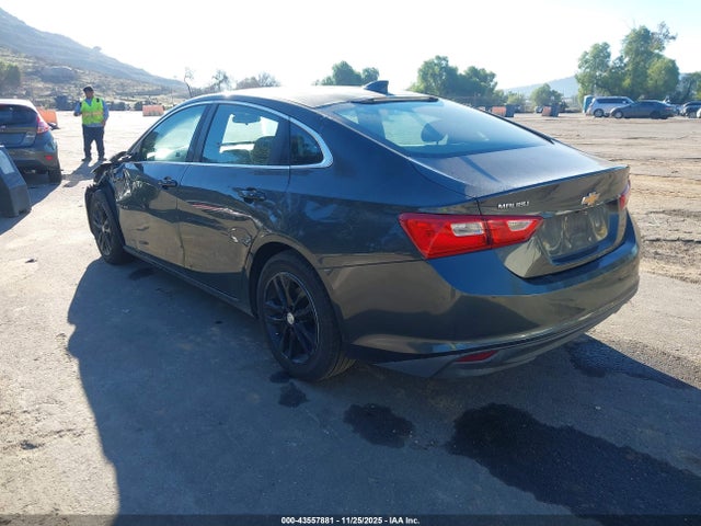 1G1ZE5ST5HF122450 Chevrolet MALIBU 1LT