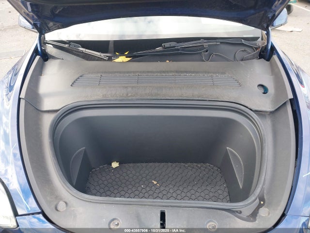 2021 TESLA MODEL Y 5YJYGDEE2MF299461 Photo 9