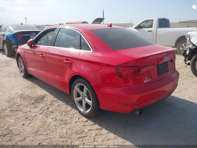 2015 AUDI A3 WAUEFGFF1F1142589 Photo 2