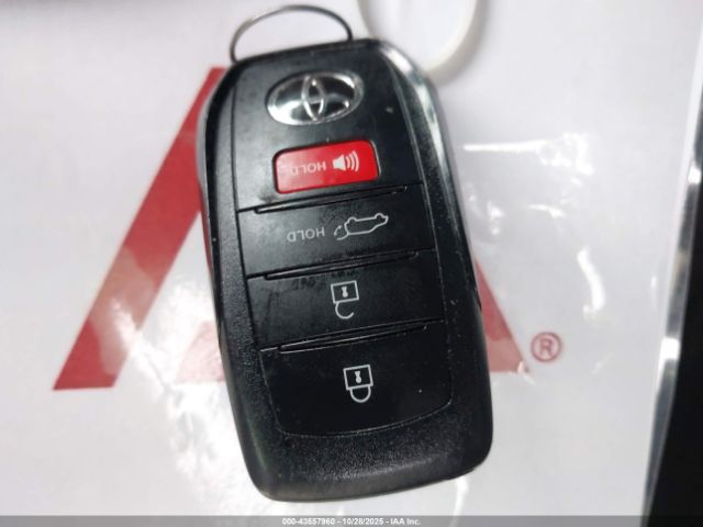 2024 TOYOTA VENZA JTEAAAAH8RJ155555 Photo 10