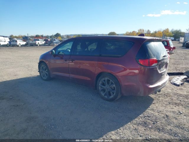 2020 CHRYSLER PACIFICA 2C4RC1FG0LR116365 Photo 2