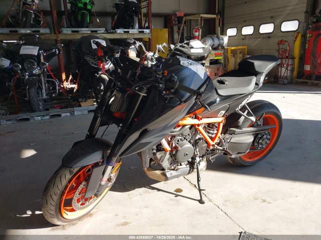 2023 KTM 1290 VBKV39405PM966244 Photo 1