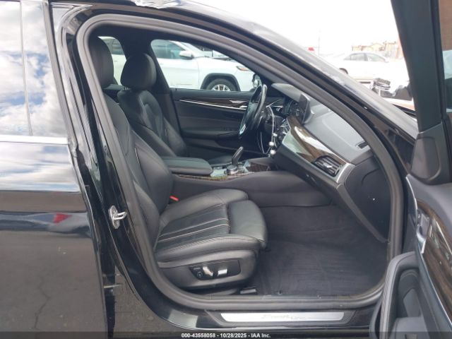 2019 BMW 530I WBAJA7C58KWW18133 Photo 4